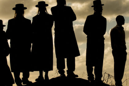 mii de evrei ultrareligiosi vor primi ordine de recrutare de la armata israeliana o amenintare pentru coalitia guvernamentala 686b7b4f9338e