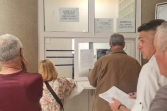 ministrul muncii spune ca pensiile de peste 3 000 lei sunt peste medie si trebuie impozitate peste 17 milioane de seniori vizati de noua taxa cass 6866a1b40e533