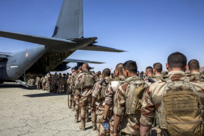 moment istoric pentru franta trupele parisului se retrag definitiv din sahel 6879199e5bd01