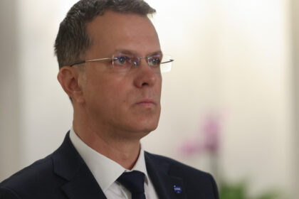 mosteanu saluta noul ajutor anuntat de trump pentru kiev ucraina lupta si pentru granitele romaniei 687567874e526