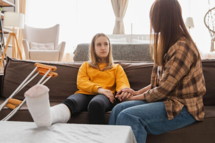 motivele pentru care retelele sociale pot ingreuna recuperarea dupa o accidentare si pot provoca noi complicatii dureroase 686debf45384c