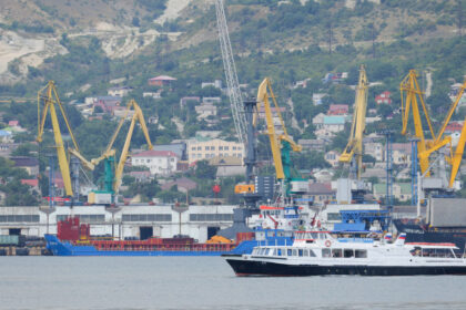 navele straine vor intra in porturile rusesti doar cu aprobarea fsb decretul a fost semnat de vladimir putin 687e564f1d08b
