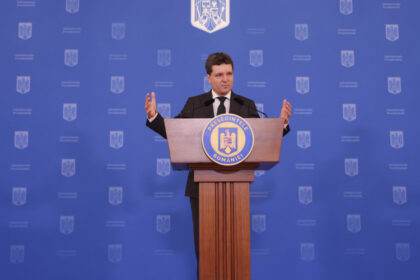 nicusor dan crede ca divergentele dintre dragos pislaru si sorin grindeanu ar fi trebuit evitate aaceasta coalitie functioneaza 687b3418e8e8c