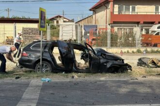 oficial de la ipj constanta despre accidentul cumplit din murfatlar o autoutilitara si un autoturism s au ciocnit la iesire din oras 68729b8a79320