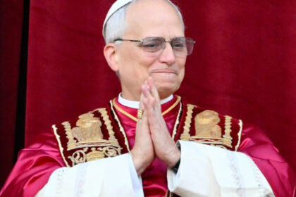 papa leon nou apel pentru incetarea barbariei razboiului dupa ce singura biserica catolica din gaza a fost bombardata 687cf75b9f389