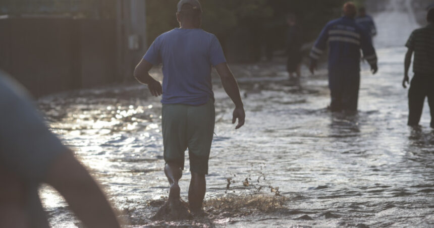 pericol de inundatii pe rauri din mai multe judete hidrologii au emis cod galben de viituri 688232b397128