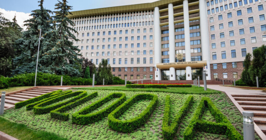 pionii lui putin din republica moldova participa impreuna la alegeri dodon tarlev voronin si vlah vor forma un bloc electoral 687f94e2d706b