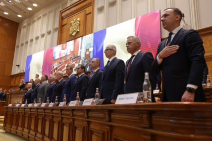 poate opozitia din parlament sa depuna motiune de cenzura cand guvernul bolojan isi va asuma raspunderea pe masurile fiscale 686683643aa6b