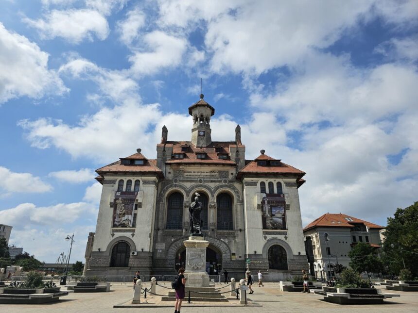 reabilitarea cladirii de patrimoniu in care functioneaza muzeul de istorie nationala si arheologie din constanta incepe in acest an licitatia a fost finalizata 68704429e13b8