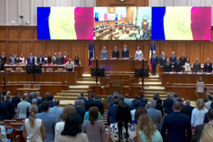 reportaj cum s a vazut din parlament motiunea impotriva guvernului alesii cu aer de vacanta ce misto fac beculetele alea 6875449e83053