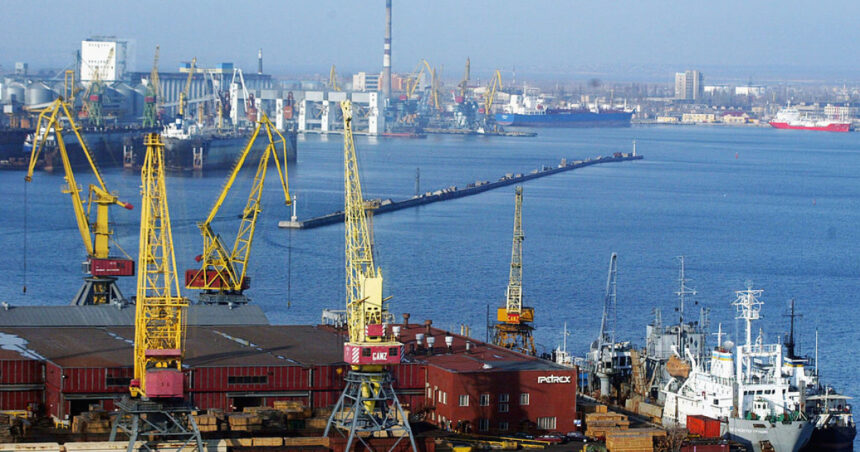 rusia a atacat portul odesa cu o racheta balistica 90 din exporturile ucrainene pleaca de aici 6866ad0715011