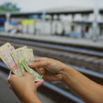 se scumpesc biletele de tren de la 1 august cat vor plati romanii dupa majorarea tva 6888c770a3d50