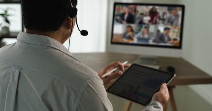 sedinta online a unui consiliu local din germania intrerupta de un film ponografic incidentul a fost raportat politiei 688232c95198c