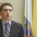 seful societatii de administrare a participatiilor in energie anunta ca doneaza la buget 20 din venitul lunar net 6871e23d4d0e5