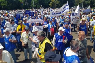 sindicatul cadrelor militare disponibilizate din constanta participa la protestul antiguvernamental din bucuresti iata ce se cere 687bd90e39694