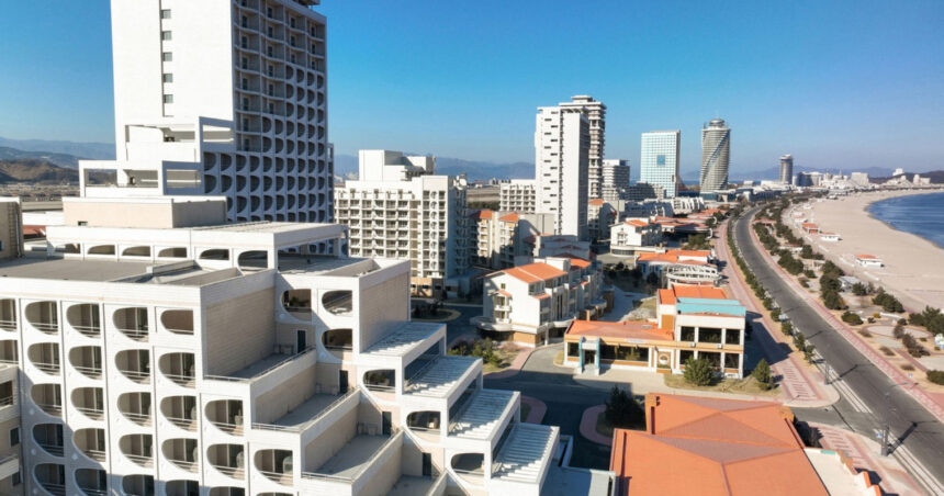 statiunea nord coreeana in stil benidorm a primit primii turisti rusi 6872043f170e0