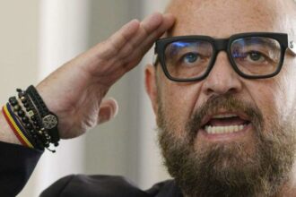 stenograme cum a anuntat piedone controlul prietenului rusanu pune i p aia sa si ia halate sa aiba bonete in cap sa stea cineva jos ca sa ma ia sa ma duca in ce bucatarie consi 68806f3418add