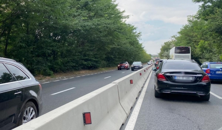 trafic rutier aglomerat pe a2 si dn 39 catre si dinspre litoral 687e33fdb7217