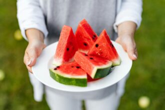trei fructe pe care nu trebuie sa le ratam vara zmeura pepenele rosu si pepenele galben 68741aec9e579