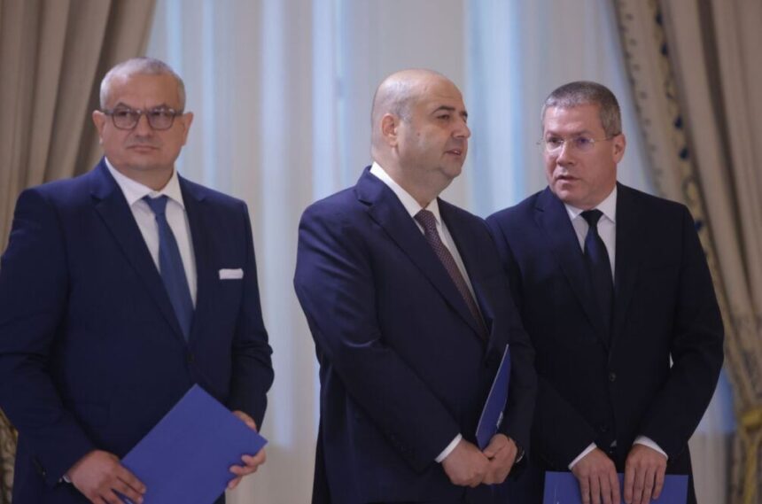 trei noi judecatori la curtea constitutionala a romaniei au depus juramantul la palatul cotroceni 6873750dd5750