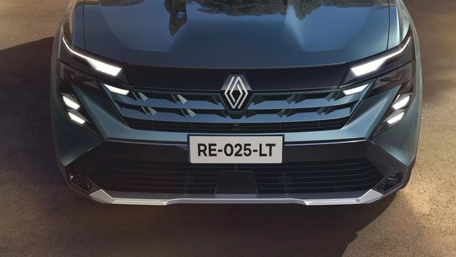ultima ora foto renault lanseaza noul boreal un bigster in haine premium 686ff7d531533