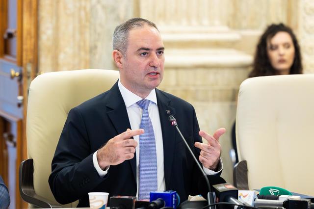 ultima ora ministrul finantelor analizeaza eliminarea impozitului minim pe cifra de afaceri surse 687f67815e90a