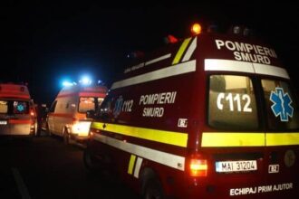 un autoturism s a rasturnat intre pecineaga si dulcesti doi barbati au ajuns la spital 686f82d11de81