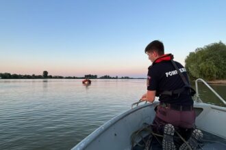 un minor a disparut in dunare in dreptul localitatii harsova 6873a45c1f1f7