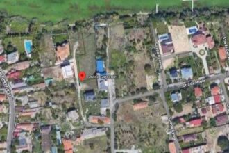 un teren si o casa nefinalizata situate in palazu mare scoase la licitatie intr un dosar de executare silita 6889947374a50