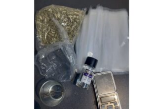 vanzator de substante psihotrope prins in flagrant de politistii locali din constanta 687e24d52f388