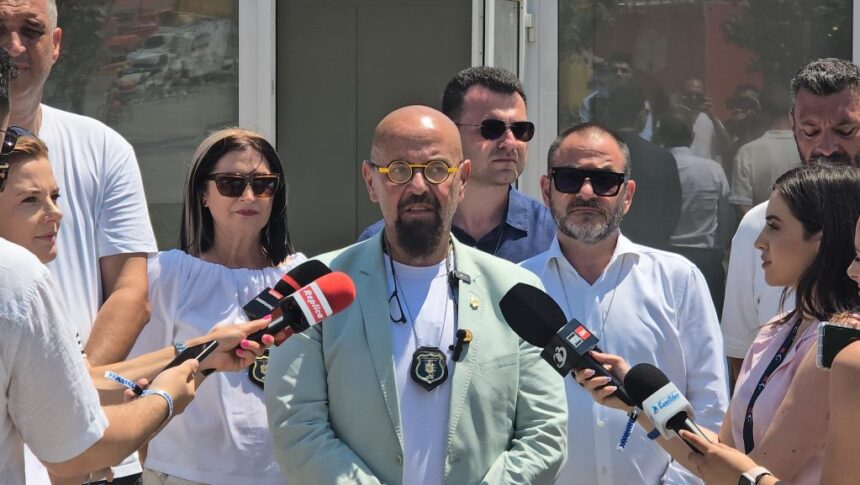 video butoiul cu pulbere de dinaintea perchezitiilor detasarea lui horia constantinescu inregistrarea de la pescarie si piedone saltat de dna legaturi cu hotelul international din sinaia 687f3e7f9db1a