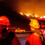 video california se lupta cu madre cel mai mare incendiu de vegetatie din acest an peste 300 de pompieri mobilizati sa stinga flacarile 686781b6bdfa5