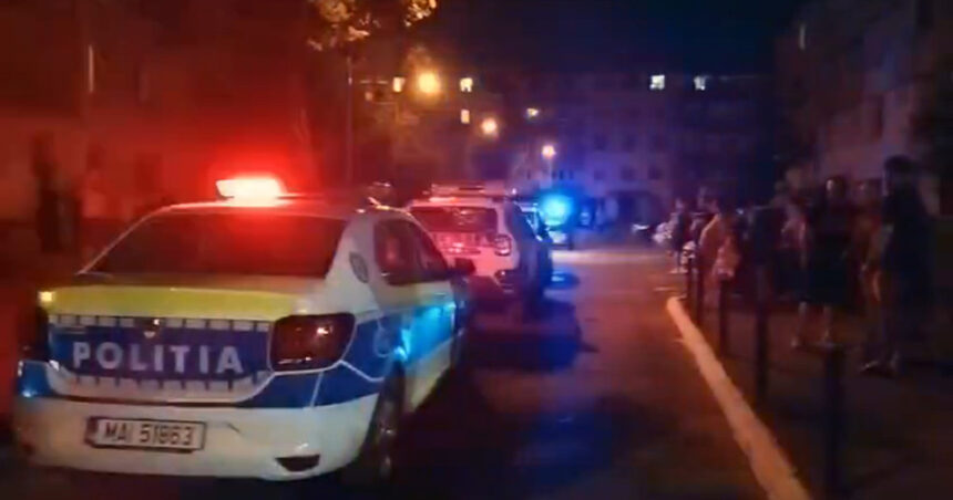 video crima violenta intr un bloc din brasov un barbat si a injunghiat vecinul pentru ca nu il suporta suspectul a fost retinut 6867c0683f15e