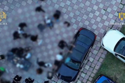 video descinderi de amploare la clanurile pian si purcel acuzatii de trafic de persoane proxenetism si spalare de bani 6889c131c8abf