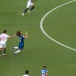 video exclusiv faza incredibila doar cucurella putea sa pateasca asa ceva cum a luat cartonas rosu jucatorul lui psg 68742a0223f06