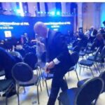 video ilie bolojan a facut curat in sala de la parlament unde a avut loc congresul pnl inainte de anuntarea votului 6872600d8d25d