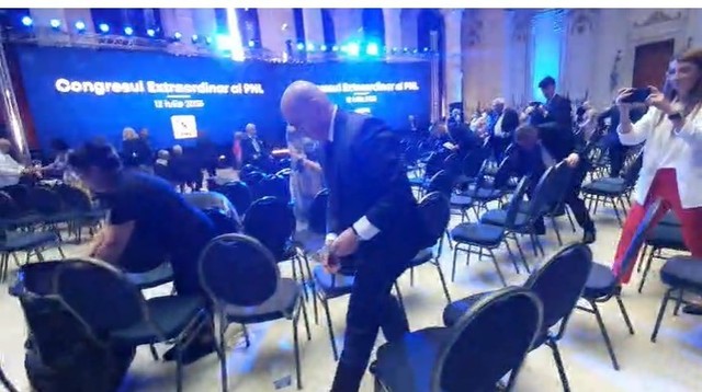 video ilie bolojan a facut curat in sala de la parlament unde a avut loc congresul pnl inainte de anuntarea votului 6872600d8d25d