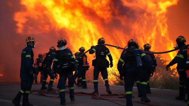 video madre fire california lupta cu cel mai mare incendiu din acest an 68671086e6344