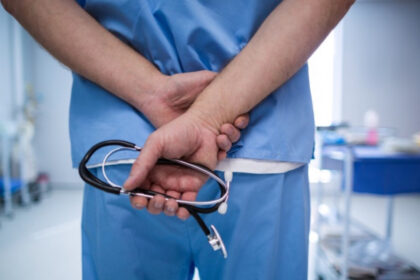 video ministrul alexandru rogobete cere medicilor de la stat sa respecte orarul de lucru dupa program poate activa unde vrea in privat 6877bdebc4630