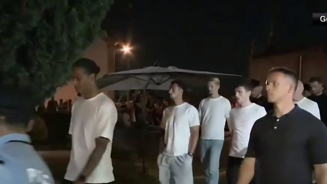 video moment emotionant jucatorii lui liverpool au ajuns in portugalia pentru inmormantarea lui diogo jota 6868c3fa8d903