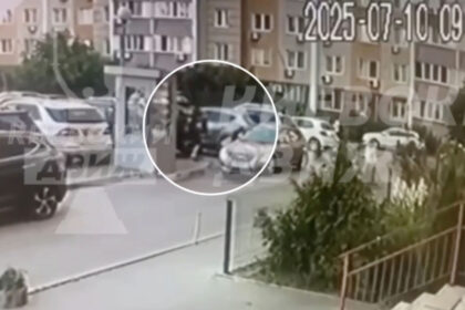 video momentul in care un ofiter al serviciului de securitate al ucrainei a fost impuscat mortal intr o parcare de langa kiev 686fee72b09e4