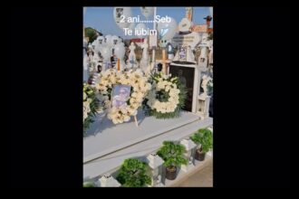video mormantul lui sebi un munte de flori printre nori din baloane albe familia olariu a facut parastasul de 2 ani pentru tanarul ucis in tragedia de la 2 mai 6884f7a3826c3