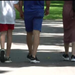 video numarul zilnic de pasi necesari pentru a preveni bolile grave este mai mic decat recomandarile anterioare ce arata noile studii 6883aff90e9ce