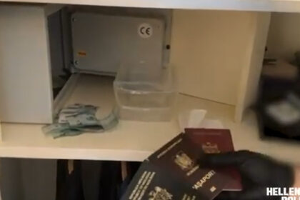 video perchezitii in locuinta unde se ascundea fugarul vladimir plahotniuc anchetatorii au gasit 17 pasapoarte si acte de identitate false 68806afcc1ddb