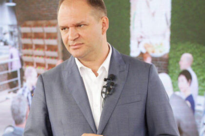 video reactia lui ion ceban dupa ce a primit interzis in romania si in spatiul schengen primarul chisinaului reclama o rafuiala politica 686ea9463e6af