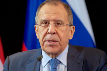 video rusia ii acuza de manipulare pe liderii europeni ministrul rus de externe serghei lavrov europa este turbata 687fb4a6889d2