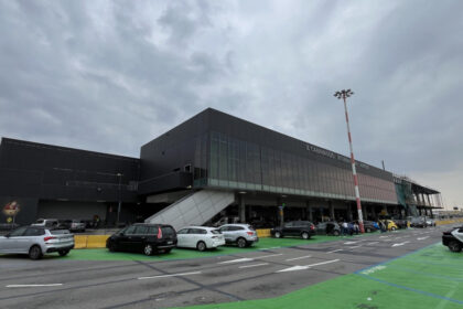 video un barbat a murit pe aeroportul din bergamo aspirat de motorul unui avion zborurile au fost suspendate 686d0e6ff2d8f