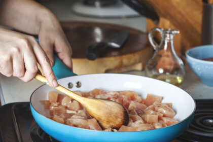 video voi cumpara mai putina cea mai ieftina carne din magazine se tot scumpeste cu cat a crescut pretul la carnea de pui in ultimul an 6873c14c55961