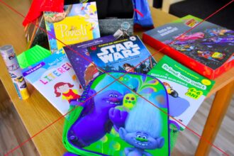 vor primi rechizite elevii constanteni la inceputul anului scolar 2025 2026 ce transmite primaria 6875d315f00f7