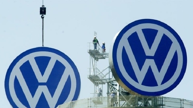 vw inregistreaza un declin major al profitului operational dar domina tesla la performantele financiare in acest an 68837cc5a3321
